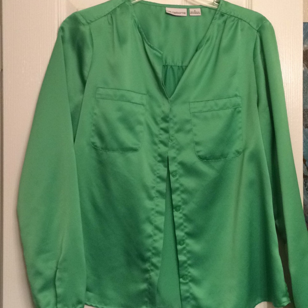 Long sleeve button down polyester top